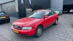 Rood, metallic lak Gebruikt 1998 Audi A4 Exclusive Sedan | € 999 (Eerlijke prijs)