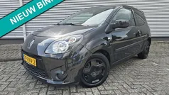 Zwart Gebruikt 2011 Renault Twingo Collection Hatchback | € 2.222 (Eerlijke prijs)