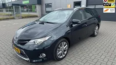 Grijs Gebruikt 2013 Toyota Auris Hybrid Stationwagen | € 9.999 (Goede deal)
