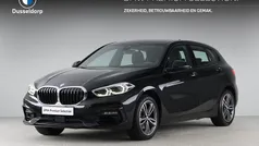 Zwart Gebruikt 2020 BMW 118 Sport Line Hatchback | € 23.900 (Eerlijke prijs)