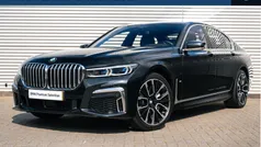 Zwart Gebruikt 2021 BMW 745e Executive Sedan | € 64.250 (Eerlijke prijs)