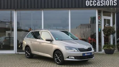 Geel Gebruikt 2015 Skoda Fabia Style Stationwagen | € 10.950 (Eerlijke prijs)