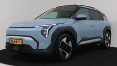 Licht blauw metallic Gebruikt 2025 Kia EV3 3 SUV | € 39.450 (Eerlijke prijs)