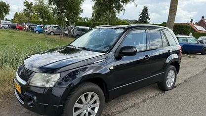 Zwart Gebruikt 2008 Suzuki Grand Vitara SUV | € 3.750 (Eerlijke prijs)