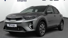 Gebruikt 2025 Kia Stonic Start SUV | € 28.090 (Eerlijke prijs)