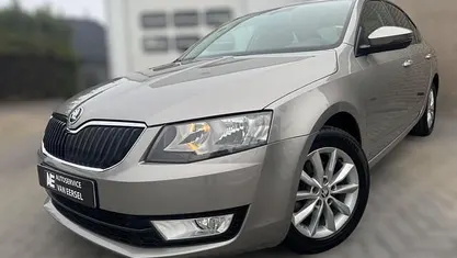Occasion 2016 Skoda Octavia Business Line Hatchback | € 10.750 (Eerlijke prijs)