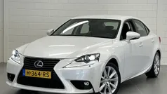 Gebruikt 2015 Lexus IS300h Business Edition Sedan | € 21.925 (Eerlijke prijs)