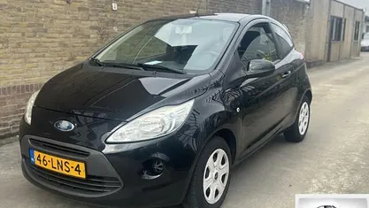 Zwart Gebruikt 2010 Ford Ka Cool & Sound Edition Hatchback | € 2.695 (Eerlijke prijs)
