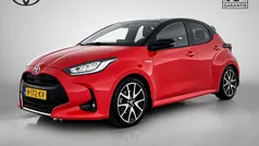 Rood Gebruikt 2021 Toyota Yaris Hybrid Edition Hatchback | € 21.900 (Eerlijke prijs)