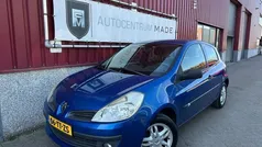 Blauw Gebruikt 2007 Renault Clio II Expression Hatchback | € 1.650 (Eerlijke prijs)