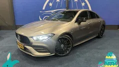 Grijs Gebruikt 2019 Mercedes CLA250 Premium Plus Sedan | € 30.899 (Super prijs)