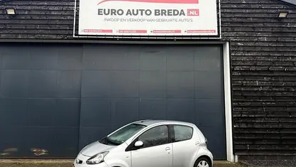 Gebruikt 2012 Toyota Aygo Comfort Hatchback | € 3.950 (Eerlijke prijs)