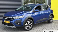 Blauw Gebruikt 2022 Dacia Sandero Comfort Hatchback | € 20.345 (Eerlijke prijs)