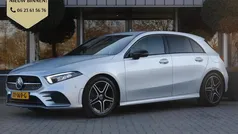Grijs, metallic lak Gebruikt 2018 Mercedes A180 Business Hatchback | € 23.390 (Goede deal)