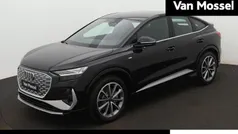 Zwart Gebruikt 2024 Audi Q4 e-tron Sport SUV | € 45.900 (Super prijs)