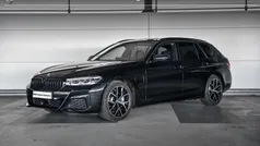 Zwart Gebruikt 2022 BMW 530e Stationwagen | € 41.900 (Goede deal)