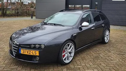 Occasion Alfa Romeo 159 Ti 260 PK (191 kW) 2007 Zwart (metallic) Stationwagen