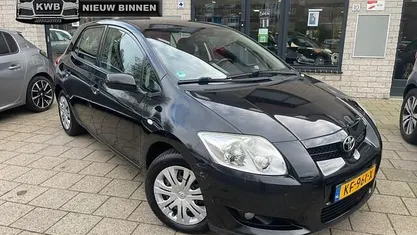 Gebruikt 2008 Toyota Auris Terra Hatchback | € 3.350 (Eerlijke prijs)