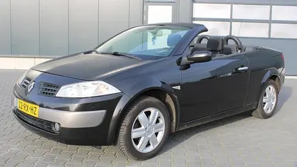 Occasion 2005 Renault Mégane Cabriolet Luxe Cabriolet | € 985 (Goede deal)