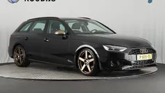 Zwart Gebruikt 2022 Audi A4 Advanced Stationwagen | € 33.750 (Eerlijke prijs)