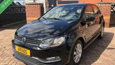 Zwart Gebruikt 2014 VW Polo Hatchback | € 7.495 (Eerlijke prijs)