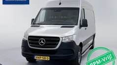 Grijs Gebruikt 2020 Mercedes Sprinter Van | € 24.945 (Goede deal)