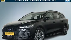 Zwart Gebruikt 2024 Ford Focus ST-Line Stationwagen | € 27.900 (Eerlijke prijs)