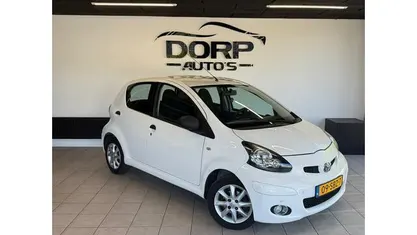 Occasion Toyota Aygo 68 PK (50 kW) 2011 Wit Hatchback
