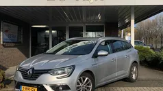 Grijs (metallic) Gebruikt 2019 Renault Mégane GrandTour LIMITED Stationwagen | € 12.950 (Eerlijke prijs)