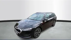 Zwart Gebruikt 2022 Skoda Octavia Ambition Stationwagen | € 25.740 (Eerlijke prijs)