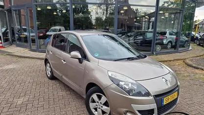 Occasion Renault Scénic III Dynamique 131 PK (96 kW) 2011 MPV