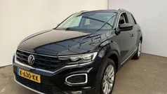 Zwart Gebruikt 2021 VW T-Roc Sport SUV | € 26.945 (Eerlijke prijs)