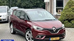 Rood Gebruikt 2017 Renault Scénic IV Zen MPV | € 7.999 (Eerlijke prijs)