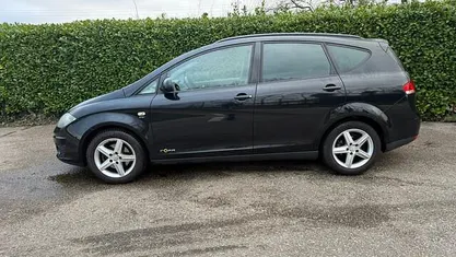 Occasion Seat Altea XL Copa 105 PK (77 kW) 2012 Zwart MPV