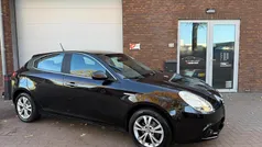 Zwart Gebruikt 2011 Alfa Romeo Giulietta Distinctive Hatchback | € 6.499 (Eerlijke prijs)