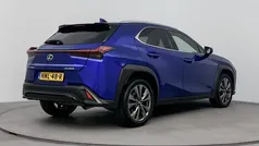 Blauw Gebruikt 2024 Lexus UX 300h Sport Design Packet SUV | € 44.450