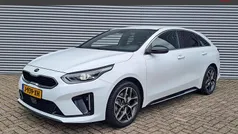 Wit metallic Gebruikt 2020 Kia ProCeed GT-Line Hatchback | € 19.995 (Eerlijke prijs)