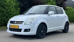 Wit Gebruikt 2010 Suzuki Swift Limited Hatchback | € 4.950 (Eerlijke prijs)