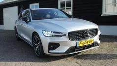 Grijs Gebruikt 2021 Volvo V60 R-Design Stationwagen | € 24.950 (Eerlijke prijs)