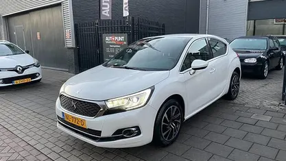 Wit Gebruikt 2016 DS Automobiles DS4 Business Hatchback | € 9.999 (Eerlijke prijs)