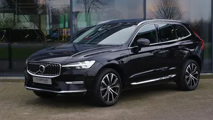 Zwart (metallic) Gebruikt 2023 Volvo XC60 Ultimate SUV | € 45.450 (Eerlijke prijs)
