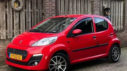Rood Gebruikt 2014 Peugeot 107 Sport Hatchback | € 3.499 (Eerlijke prijs)