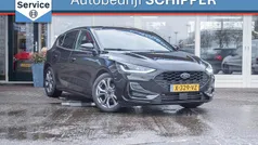 Zwart Gebruikt 2024 Ford Focus ST-Line X Hatchback | € 27.950 (Eerlijke prijs)