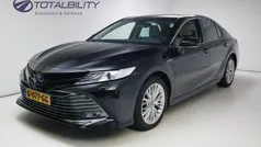 Gebruikt 2019 Toyota Camry Premium Sedan | € 23.950 (Eerlijke prijs)