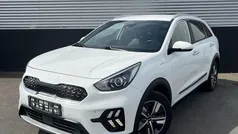 Clear white (ud) Gebruikt 2022 Kia Niro SUV | € 26.900 (Eerlijke prijs)