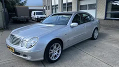 Grijs Gebruikt 2004 Mercedes E200 Elegance Sedan | € 3.350 (Goede deal)
