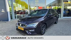 Paars, metallic lak Gebruikt 2018 Seat Leon ST Business Stationwagen | € 16.950 (Eerlijke prijs)