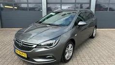 Grijs Gebruikt 2018 Opel Astra Edition Stationwagen | € 13.830 (Eerlijke prijs)
