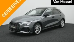 Grijs, metallic lak Gebruikt 2022 Audi A3 Sportback e-tron Competition Sedan | € 34.900 (Eerlijke prijs)