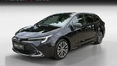 Gebruikt 2024 Toyota Corolla Stationwagen | € 29.945 (Eerlijke prijs)